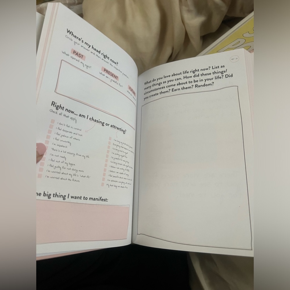 Case Kenny Unbothered Journal:Mindfulness, Gratitude and Manifesting host pick - Picture 4 of 6